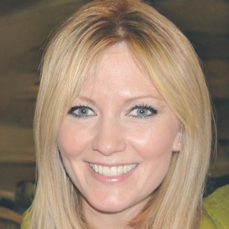 Sarah Mueller - Produktmanagerin
